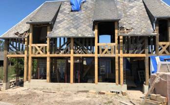 Rénovation de la façade d'une maison à Deauville