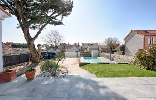  Aménagement extérieur et création terrasse