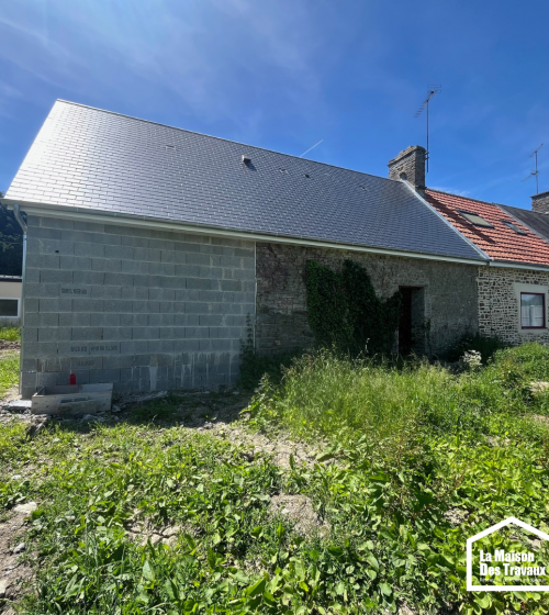 Avant/Après - Rénovation d'une toiture sur Fougères 35133
