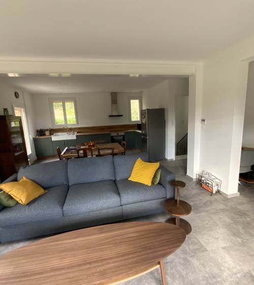 Sallon au 1er étage d'une maison secondaire à Alès La Maison Des Travaux Alès