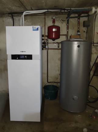 Pompe à Chaleur Air-eau et ballon d'eau chaude sanitaire