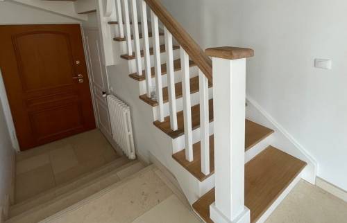 Le début de l'escalier