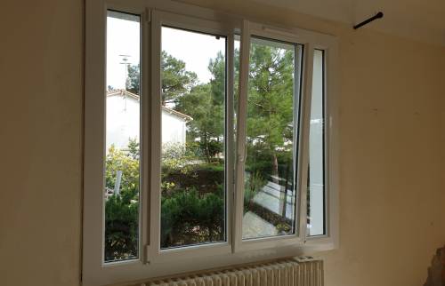 Nouvelle fenêtre rénovée avec l'option galandage