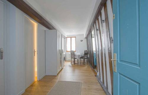 Rénovation du couloir d'un appartement à Trouville