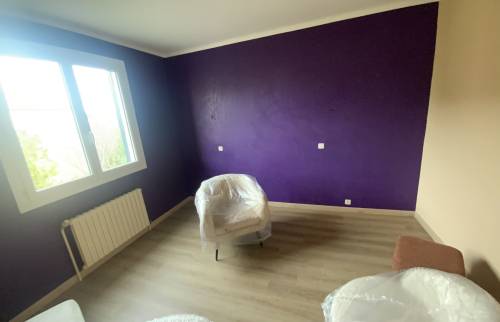 Salle psychologue violet La Maison Des Travaux Ales