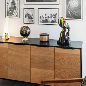 Mobilier en bois et cuir avec lumière naturelle traversante – rénovation salon Haguenau
