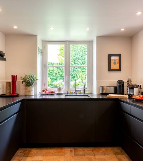 Asnières-sur-Seine (92160) : une magnifique cuisine dans un pavillon de la rue du Bac 