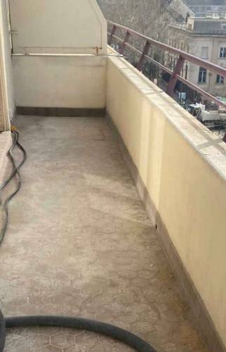 Le balcon avant les travaux La Maison Des Travaux d’Annecy