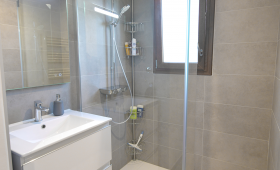 Rénovation d’une salle de bain à Nivolas Vermelle