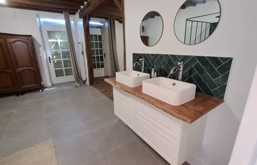 Salle de bain de la suite parentale