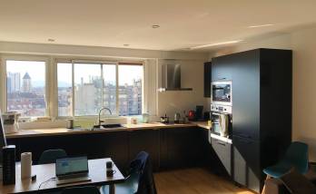 Le salon / cuisine après les travaux