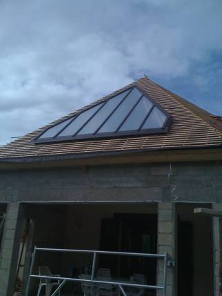 Pose de fenêtre de toit sur-mesure