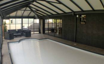 Carrelage anti dérapant piscine - La Maison des Travaux Rouen