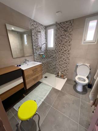 Nouvelle salle de bain après travaux de rénovation - Romans-sur-Isère 26100