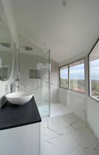 Salle de bain clé en main