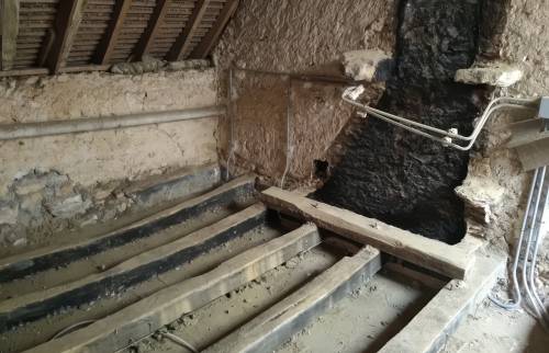 Aménagement de combles à Cosne-sur-Loire (Avant)