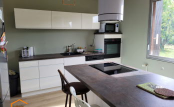 Rénovation cuisine avec îlot central à Dole