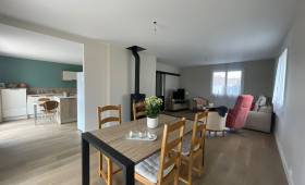 Nouveau salon salle à manger avec ouverture sur la cuisine rénovée - Saint-Léger-sous-Cholet 49
