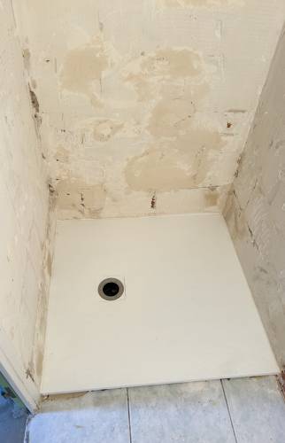 travaux douche chantier rénovation salle de bain Bruz