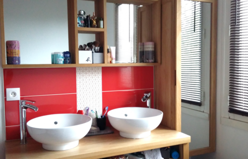 Salle de bain principale avec meuble doubles vasques