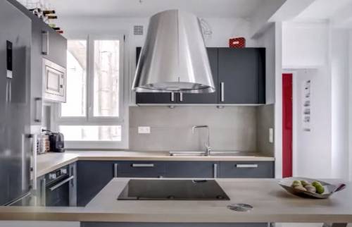 Installer une hotte à Paris 7