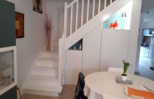 Création de niches et placards avec éclairage intégré