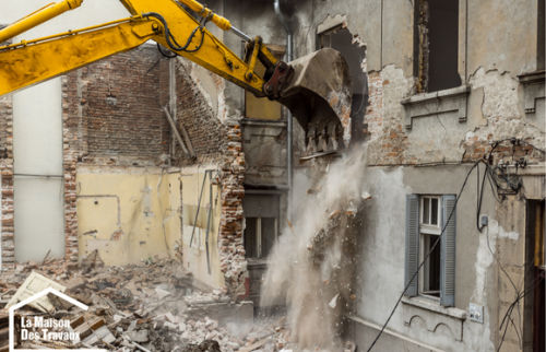 Travaux de démolition avant construction