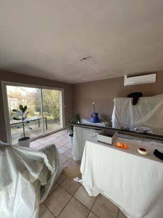 Salon avant travaux de rénovation intérieure - Chabeuil 26120