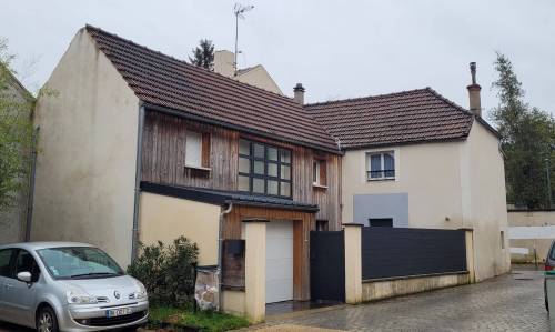 Maison avant travaux de rénovation de couverture zinguerie - Brie-Comte-Robert 77170