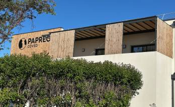 Terrasse d'entreprise rénovée La Maison Des Travaux Nîmes