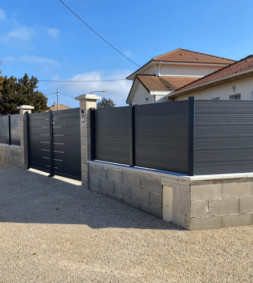 Réalisation d’une clôture en aluminium à Dolomieu (38110)