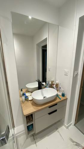 Salle de bain contemporaine