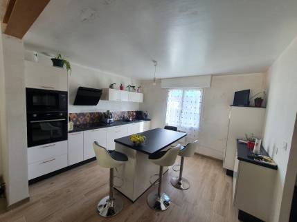 Rénovation de cuisine terminée à Guichen – Une pièce moderne et lumineuse