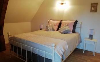 Chambre sous comble après rénovation sol et isolation des murs - La Chapelle-sur-Erdre - 44240 - 