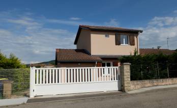 Surélévation de toiture en ossature bois pour agrandir une maison - Lissieu (69380)