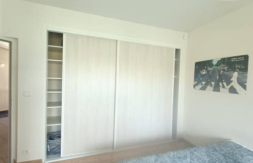 Création d'un placard dans une chambre à Brest 29