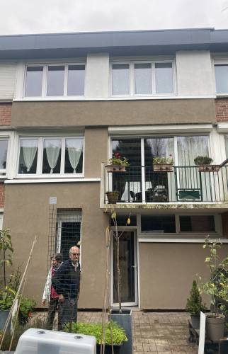 Application d'un enduit avec choix de la teinte en harmonie avec la maison 