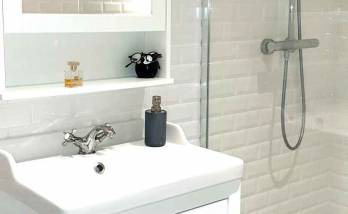 salle de bain épurée en Touraine