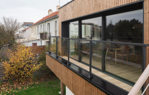 Surélévation de 20 m² aux Sorinières en Loire-Atlantique et création d'un toit terrasse