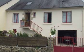 Ravalement de façade réalisé à Saint-Pierre-de-Plesguin