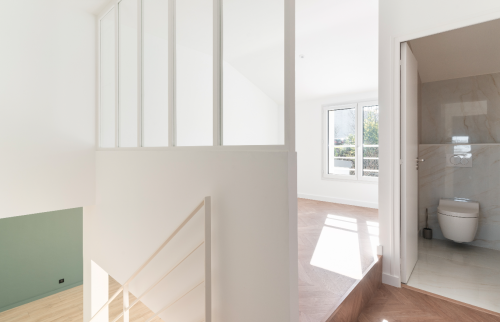 Pose de verrières pour délimiter les pièces dans une habitation à Vertou