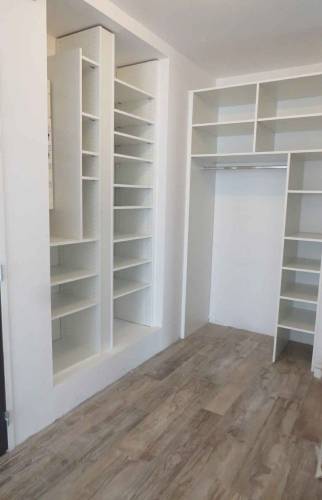 Montage sur mesure du dressing