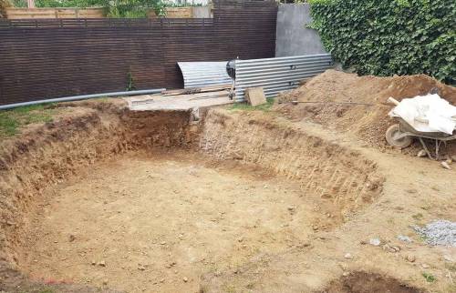 trou creusé manuellement