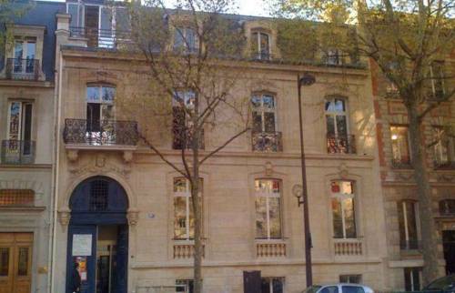 Rénovation d'une façade d'immeuble à Boulogne