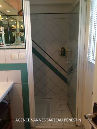 Ancienne salle de bain à rénover La Maison des Travaux Vannes Sarzeau Pénestin