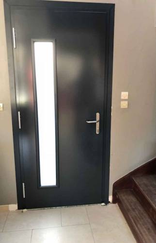 Remplacement d'une porte à Trouville