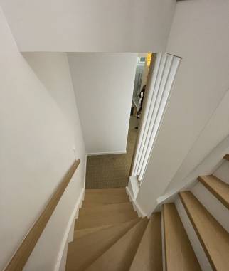 Escalier d'accès au à la chambre (Yerres 91330)