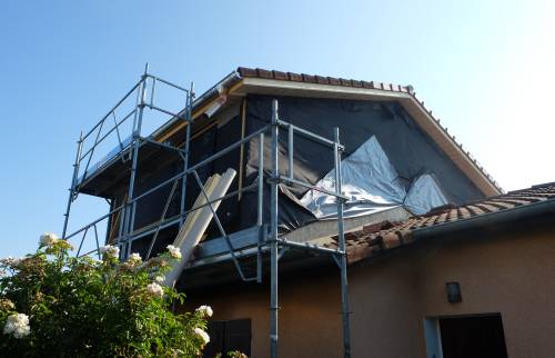 Surélévation de toiture pour agrandissement d'une maison située dans l'ouest lyonnais