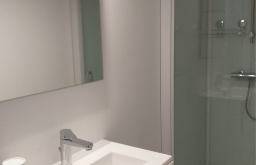 petite salle de bain 