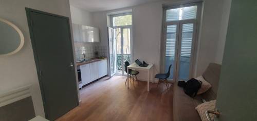 Salon et cuisine appartement 1